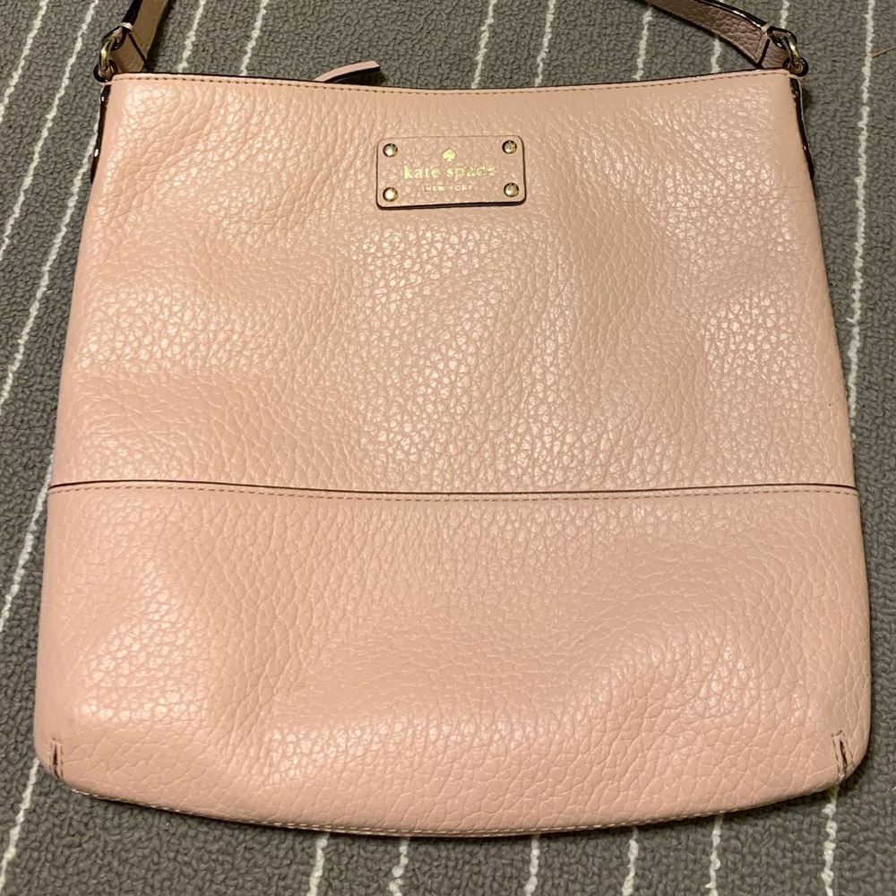 KATE SPADE BAG - LIKE NEW!